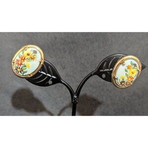 Vintage Floral‎ screw back Earrings - 1" Oval Pastel Blue & Gold Retro Chic